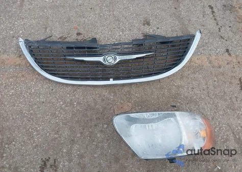 2003 Chrysler Town & Country Limited z USA, uszkodzony, nr VIN 2C8GP64L83R385172